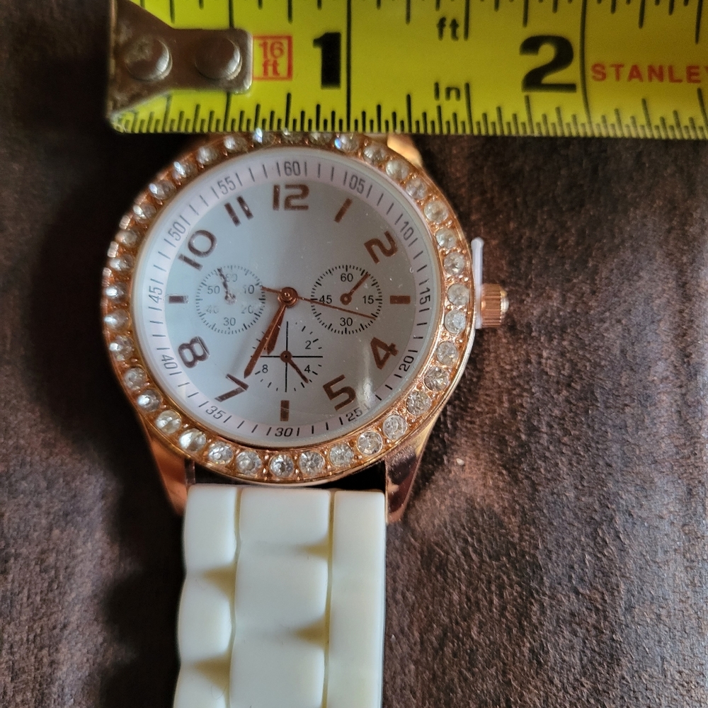 Beautiful Rhinestone watches - Picture 6 of 7
